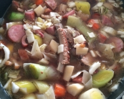 Potée aux légumes et saucisse de Morteau